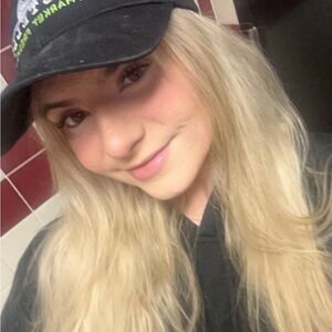 Meet your Posher, Nik